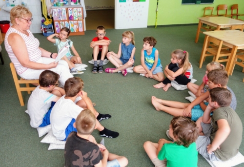 Školní čítárna profituje z podpory Nadace OKD f03