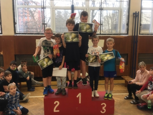 Vánoční badmintonový turnaj f04