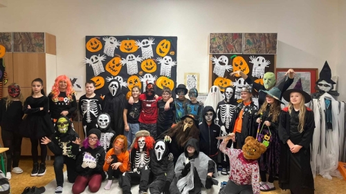 Halloweenské hlasování f4