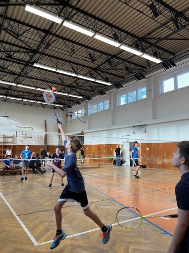 Vánoční turnaj v badmintonu f5