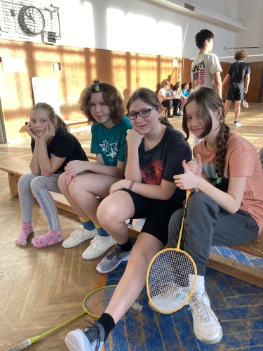 Vánoční turnaj v badmintonu f01