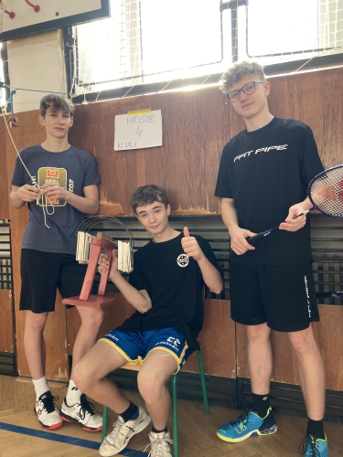 Vánoční turnaj v badmintonu f03