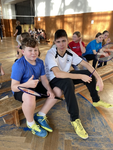 Vánoční turnaj v badmintonu f06