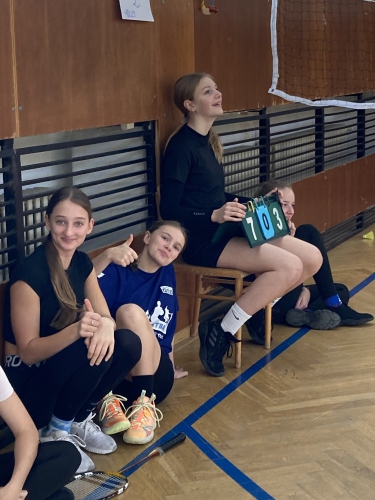 Vánoční turnaj v badmintonu f07